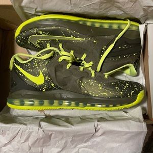 Nike Lebron Low Dunkman Size 11